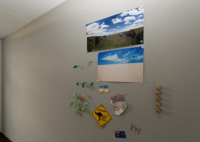 Magneet behang plakken